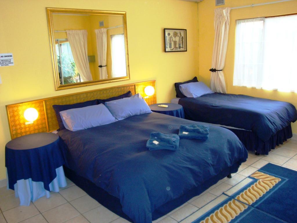 Flintstones Guest House Durban Exterior foto